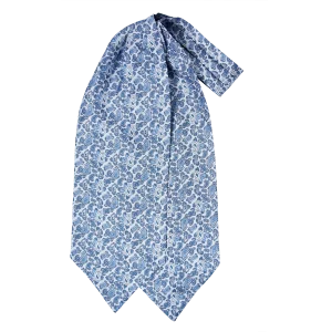 Ascot da uomo a doppia pala in seta twill azzurro chiaro con fantasia paisley nelle tonalità del blu e del bianco