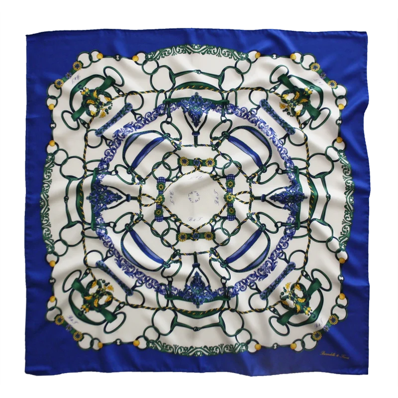 Foulard 90x90 in Seta Anelli e Corde Blu e Verde FCB33 foulard 90x90 in seta blu e verde con fantasia anelli e corde