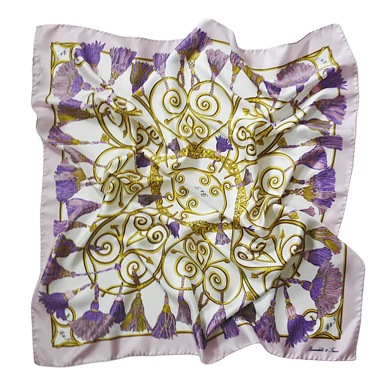 Foulard Donna 90x90 in Seta Rosa Cipria e Lilla FCB18 foulard 90x90 in seta rosa cipria con nappine lilla e viola