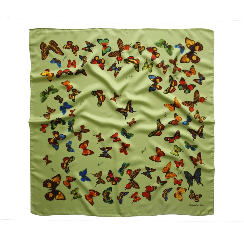 foulard in seta verde salvia con fantasia farfalle multicolore