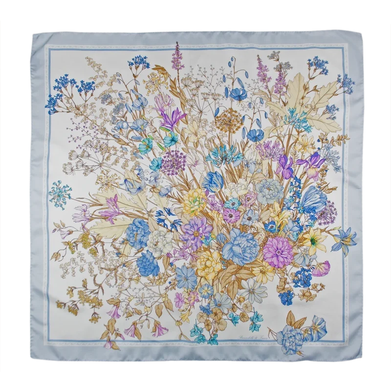 Foulard 90x90 in Seta Fiori Botanici Azzurro Ghiaccio FIA13 foulard 90x90 in seta con fiori botanici e bordo azzurro ghiaccio
