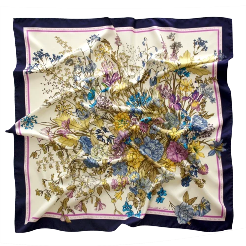 foulard 90x90 in seta con fantasia botanica e bordo blu navy