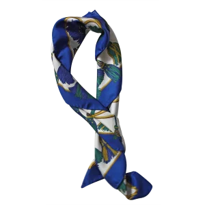 foulard donna in seta blu e verde annodato con fantasia nappine