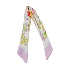 foulard da donna in seta con fantasia di fiori e frutti e bordo rosa