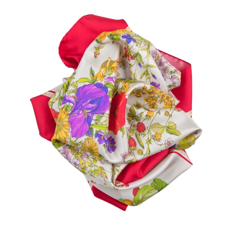 foulard da donna in seta con ghirlande floreali e frutti colorati