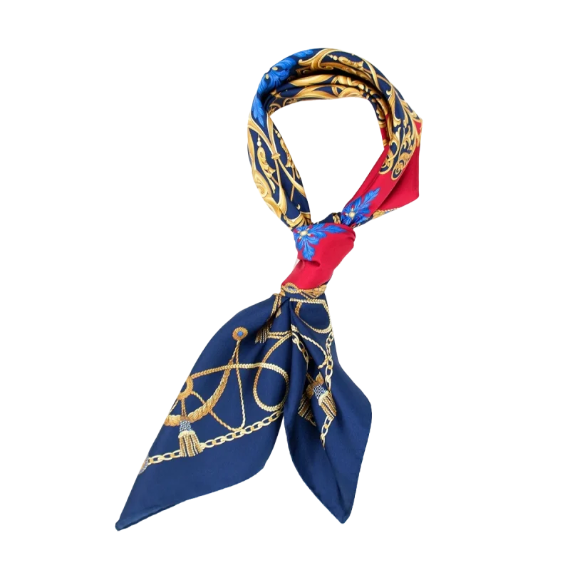 foulard in seta annodato blu navy e rosso con motivi nautici dorati
