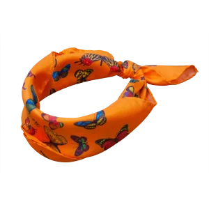 Foulard piccolo da donna in seta arancio con farfalle multicolore annodato