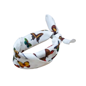 Foulard piccolo da donna in seta bianco con farfalle multicolore annodato