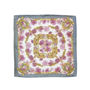 Foulard piccolo quadrato in seta con fantasia floreale lilla e cornici decorative oro su fondo grigio perla
