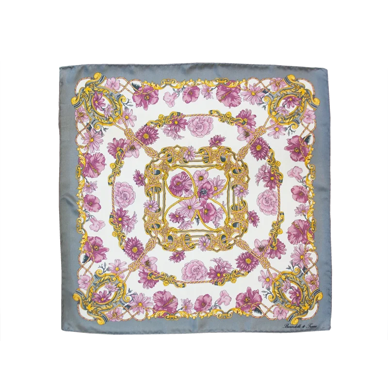 Foulard piccolo quadrato in seta con fantasia floreale lilla e cornici decorative oro su fondo grigio perla