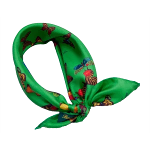 Foulard piccolo da collo in seta verde smeraldo con farfalle multicolore annodato