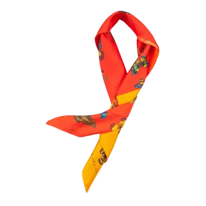 foulard quadrato in seta Made in Italy con farfalle e quattro colori caldi