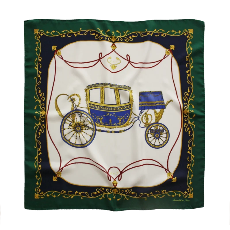 foulard in seta con carrozza imperiale su fondo avorio e bordo verde smeraldo