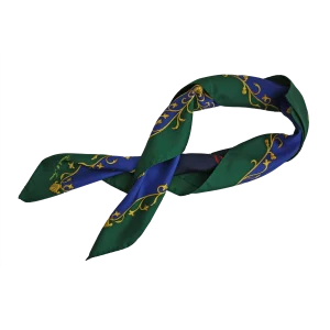 foulard in seta verde smeraldo e blu navy annodato
