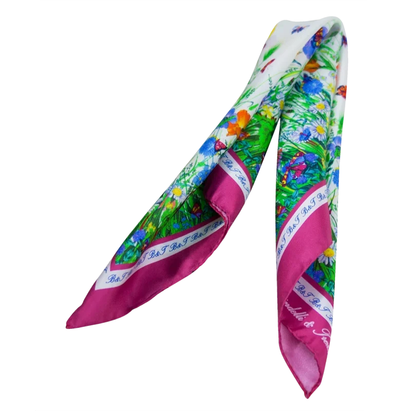 Dettaglio di foulard piccolo in seta color ciliegia con fantasia floreale multicolore1