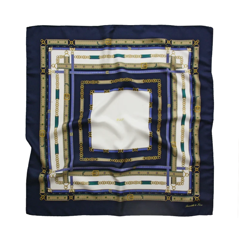 Foulard 90x90 in seta blu navy con fantasia cinture e fibbie