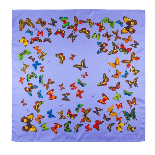 foulard 90x90 in seta color pervinca con fantasia di farfalle multicolore