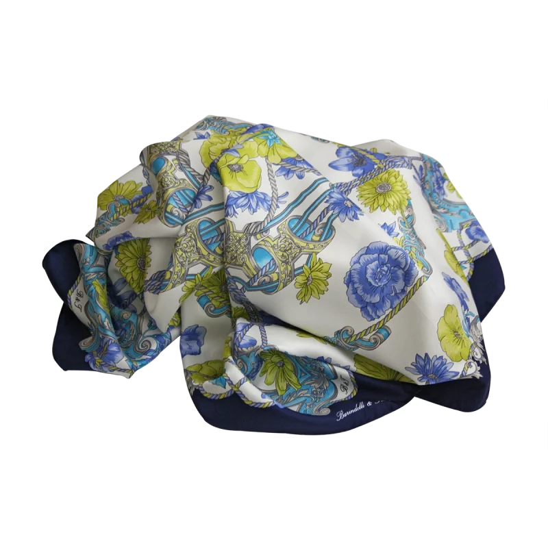 foulard in seta blu navy e verde drappeggiato con fantasia floreale