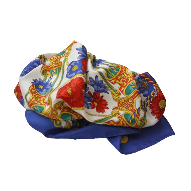 foulard in seta blu royal drappeggiato con papaveri rossi e fiori blu