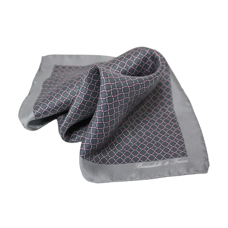 Pochette da taschino uomo in seta twill con fantasia geometrica grigio antracite e rosa