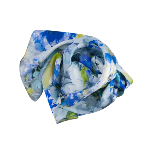 sciarpa fiori blu ghiaccio annodata